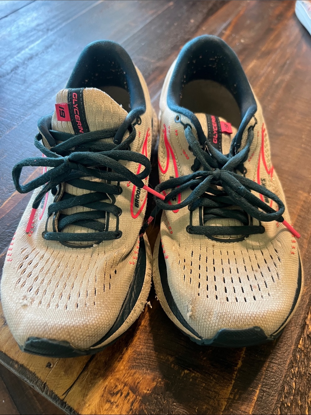 Brooks Glycerin Running Shoes Beige with Black and Pink Accents